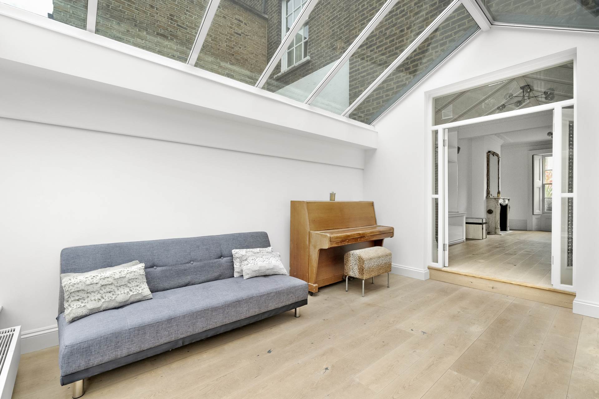 Earls Court Gardens, Earl's Court, SW5, Image 16