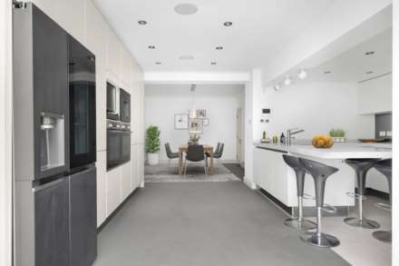 Earls Court Gardens, Earl's Court, SW5, Image 4