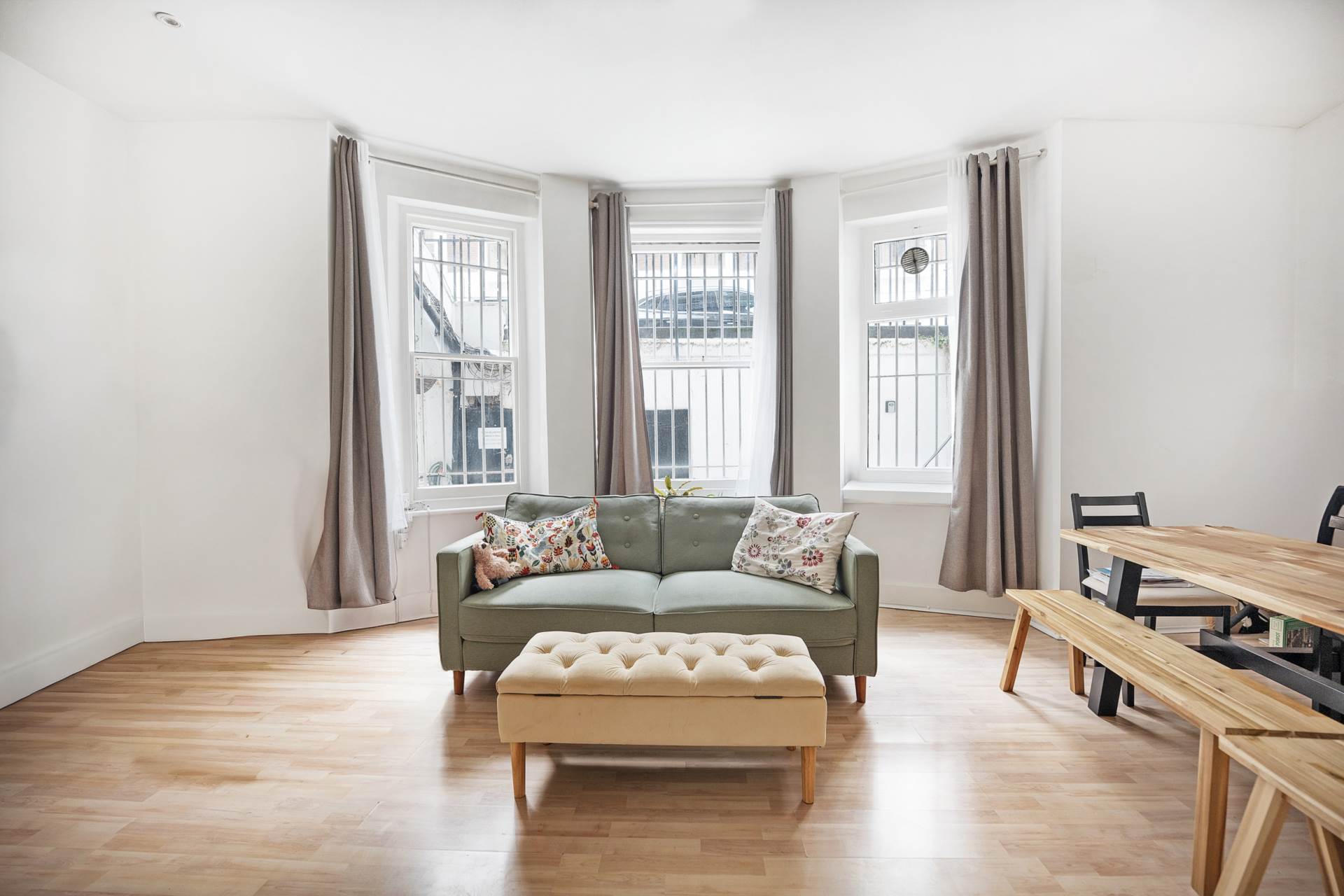 Hogarth Road, Earls Court, SW5, Image 2