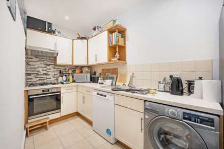 Hogarth Road, Earls Court, SW5, Image 3