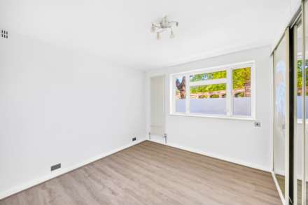Old Brompton Road, West Brompton, SW5, Image 12
