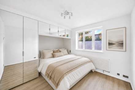 Old Brompton Road, West Brompton, SW5, Image 9