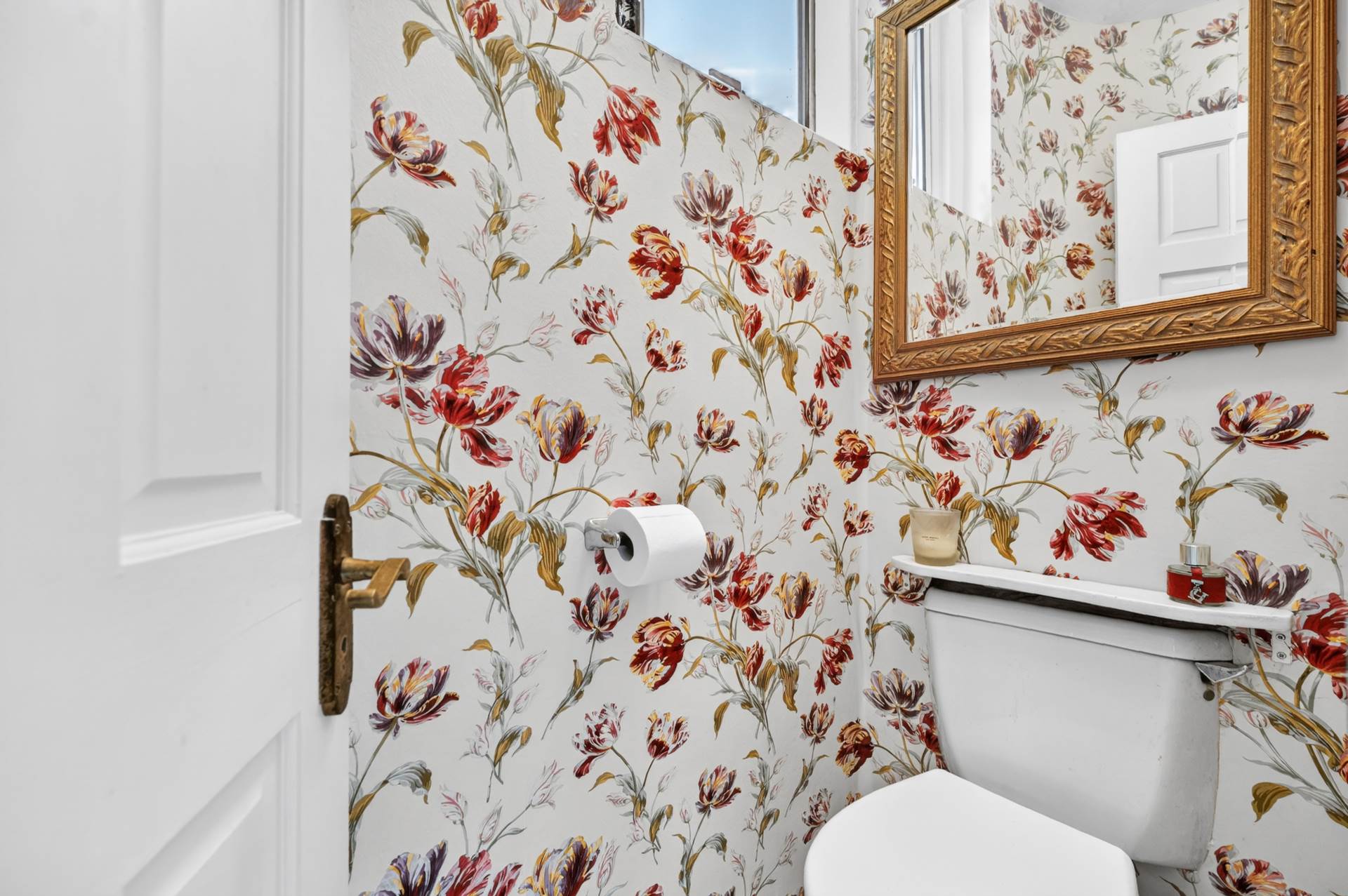 Churchill Gardens, London, SW1V, Image 15