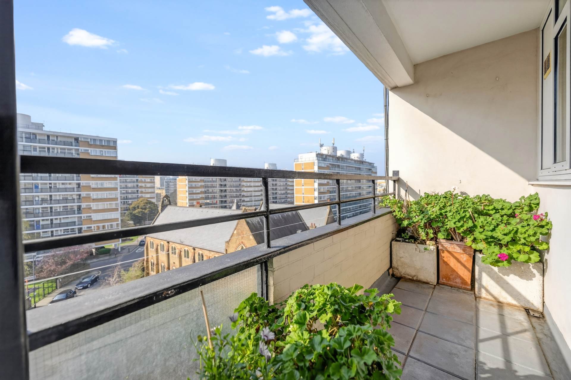 Churchill Gardens, London, SW1V, Image 6