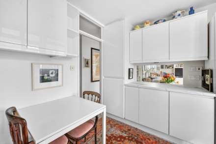 Churchill Gardens, London, SW1V, Image 12