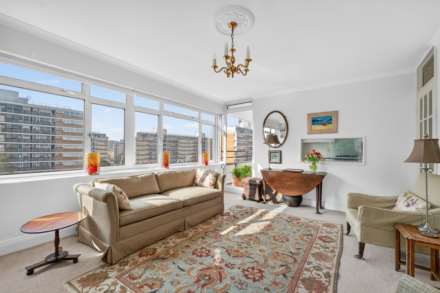 Churchill Gardens, London, SW1V, Image 2