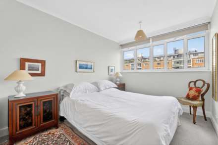 Churchill Gardens, London, SW1V, Image 9