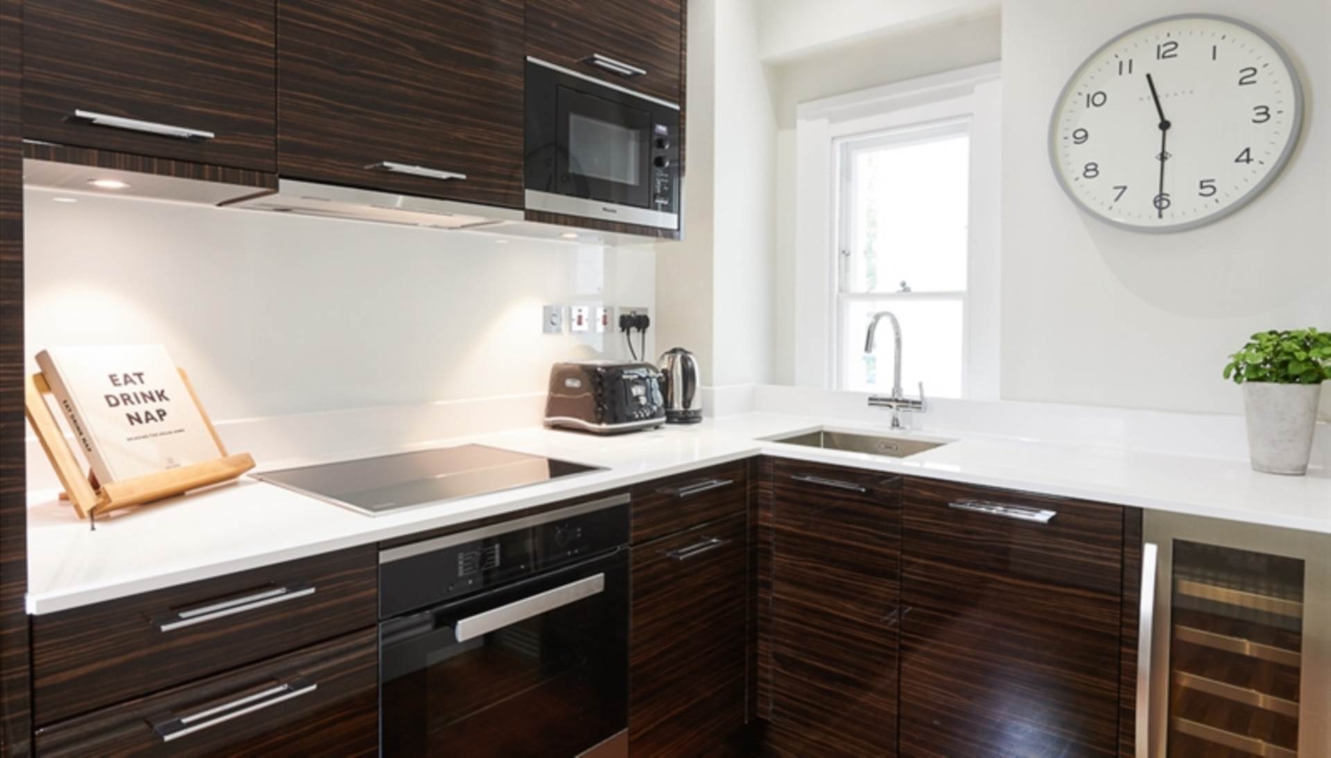 Kensington Garden Square, Bayswater, W2, Image 4