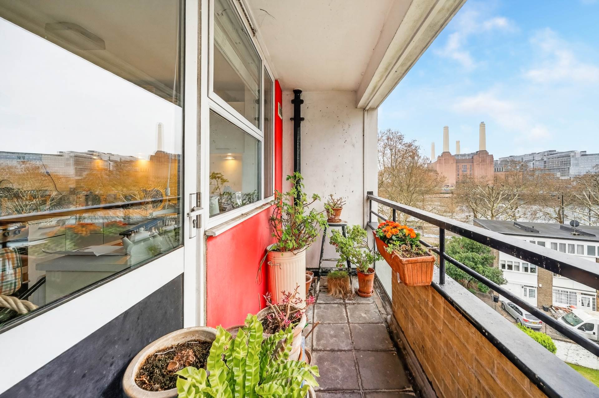 Churchill Gardens, London, SW1V, Image 17