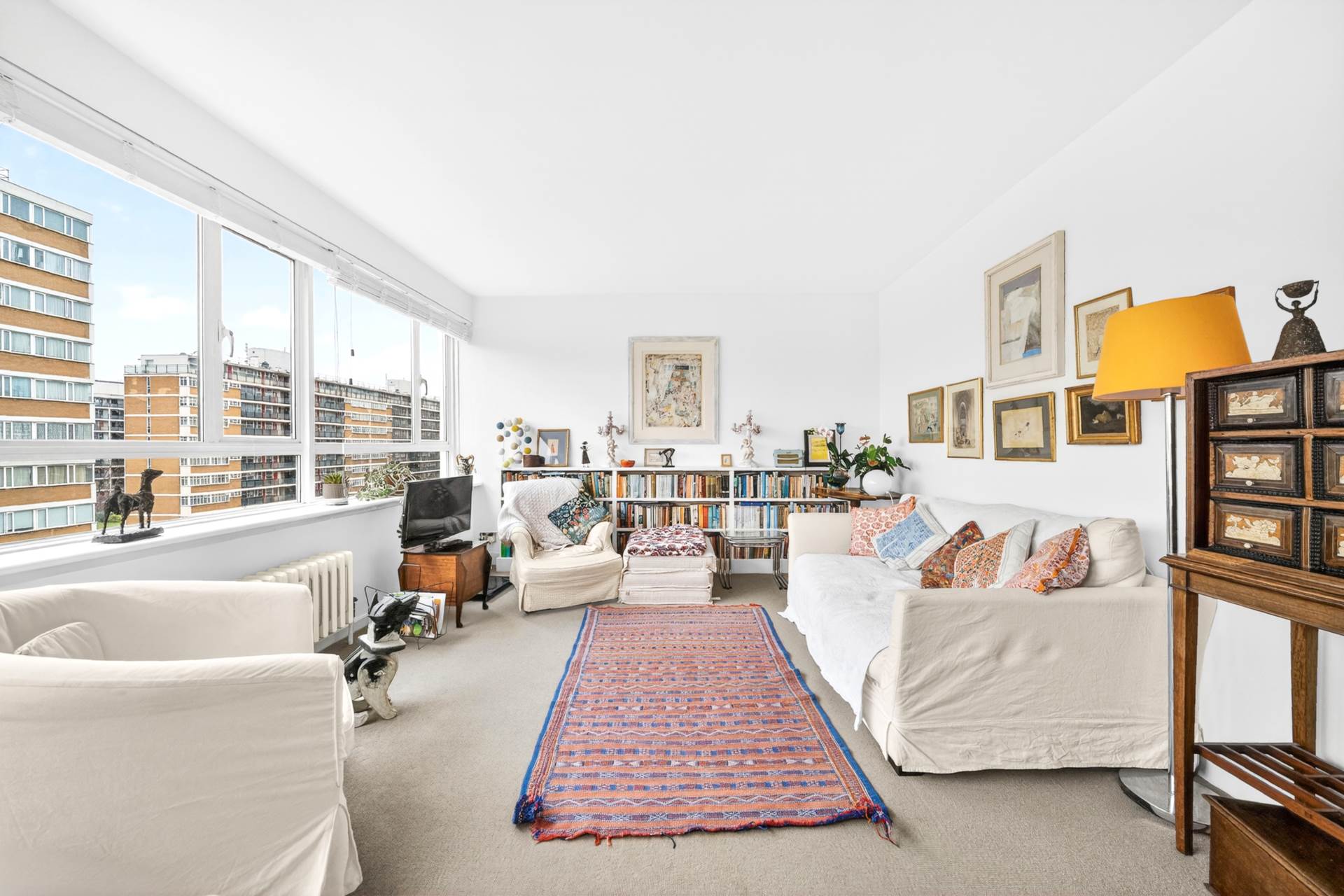 Churchill Gardens, London, SW1V, Image 4