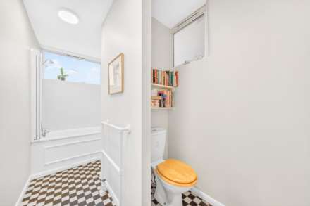 Churchill Gardens, London, SW1V, Image 13