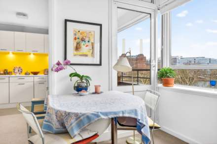 Churchill Gardens, London, SW1V, Image 6