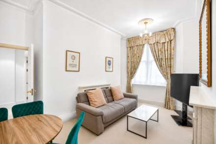 Crusader House, Pall Mall, SW1Y, Image 1