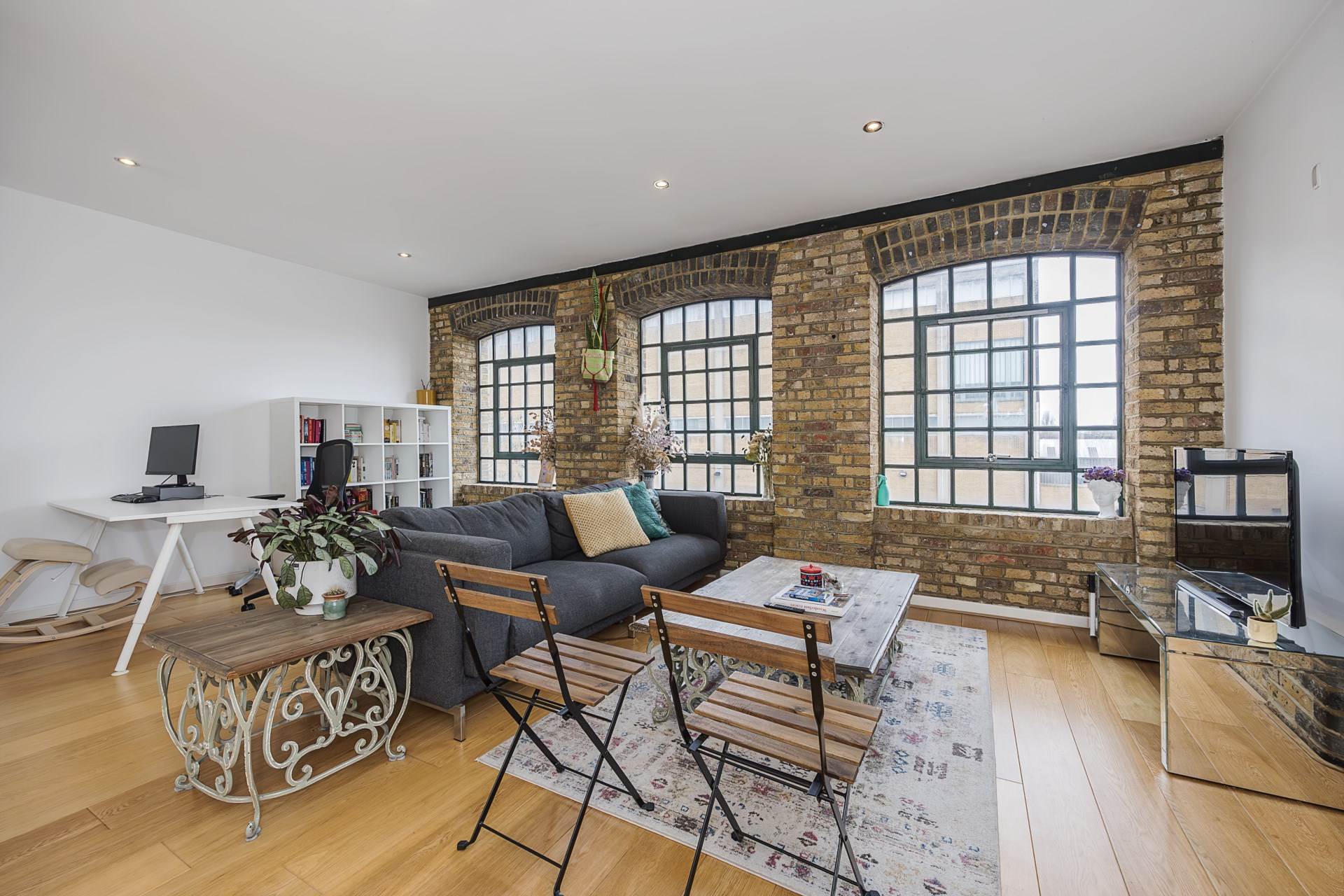 Woodseer Street, Spitalfields, E1, Image 1