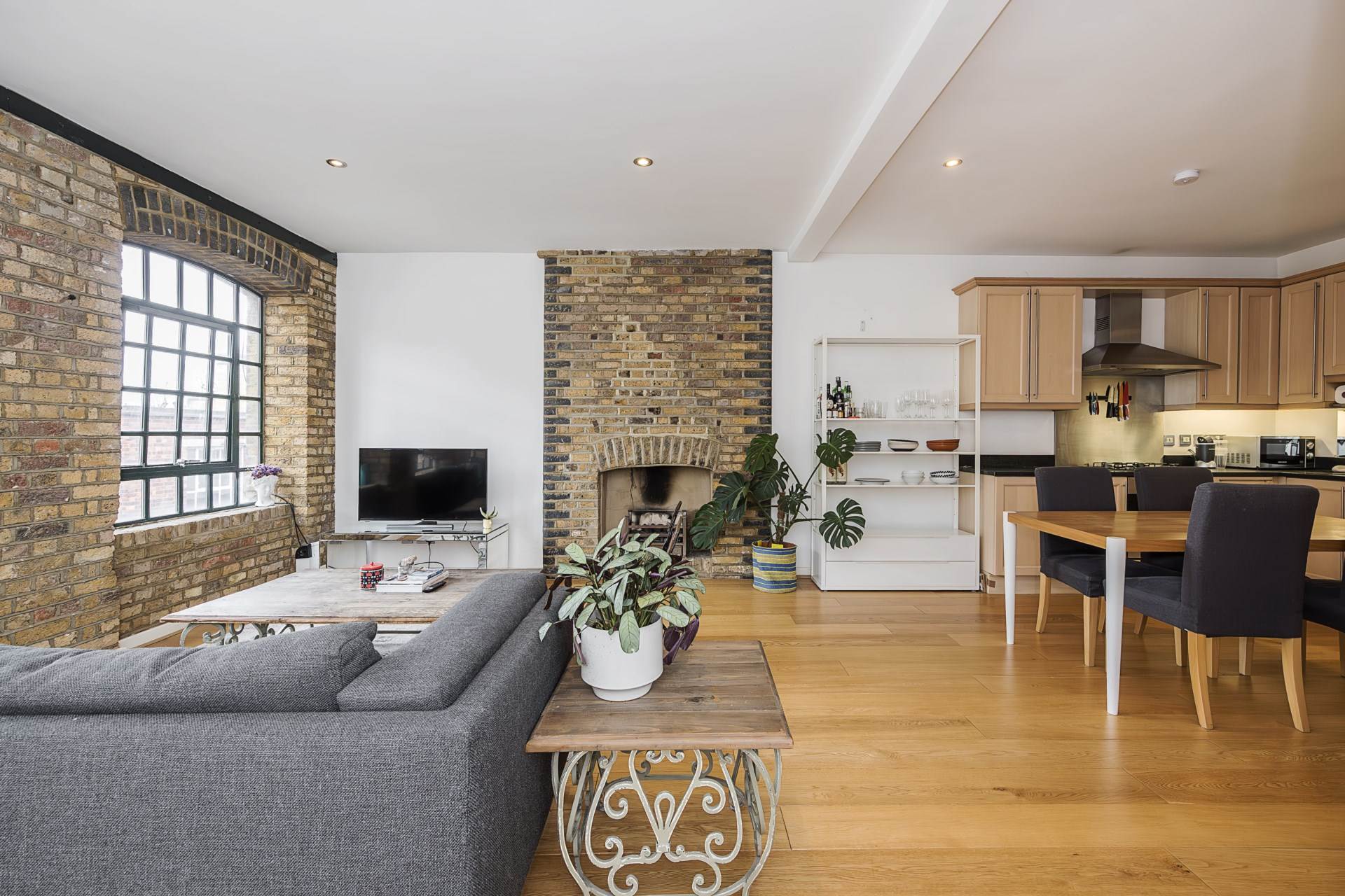 Woodseer Street, Spitalfields, E1, Image 4