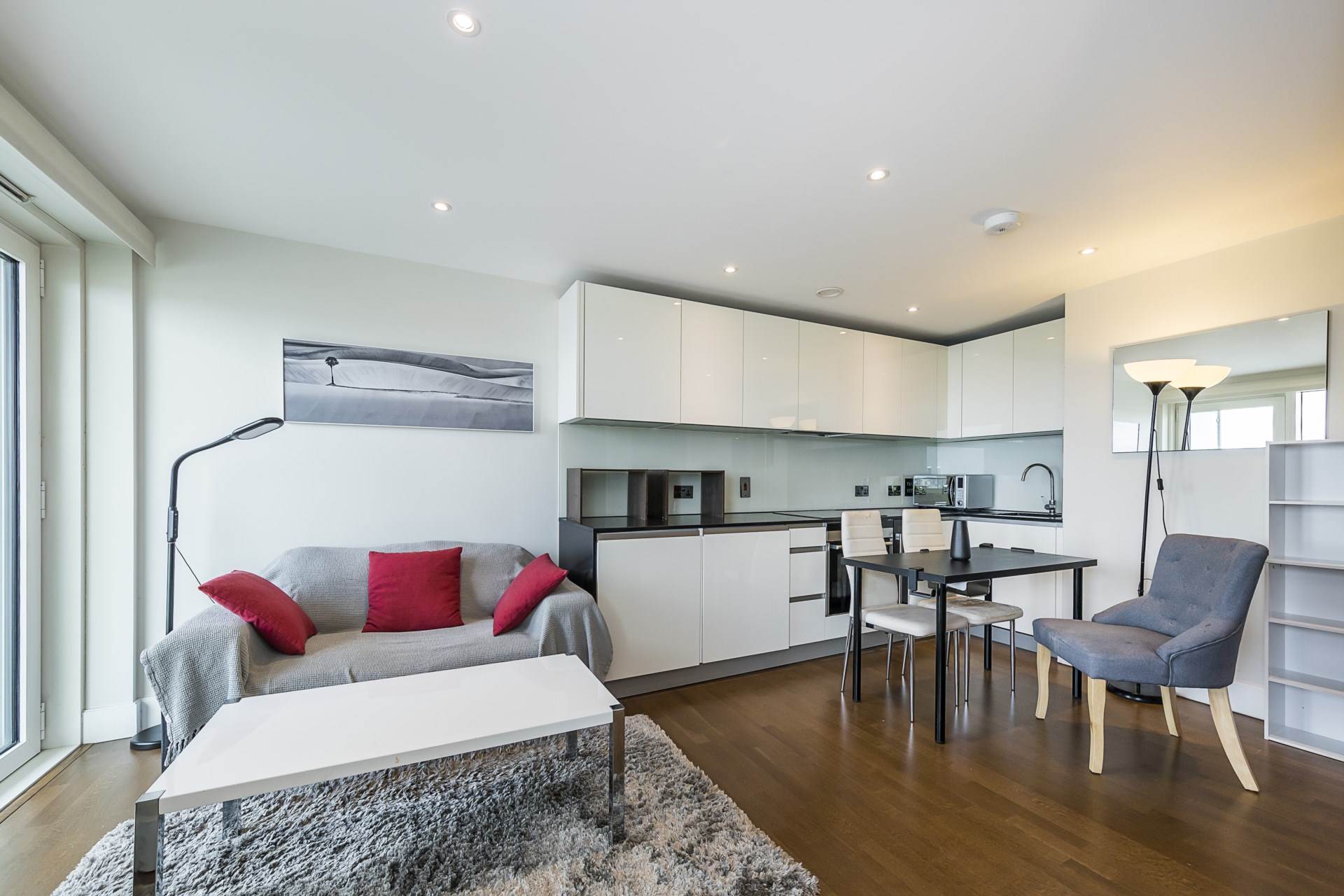 One Commercial Street, Aldgate East, London, Image 1