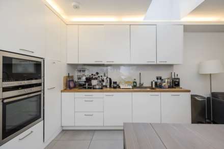 Liverpool Road, Barnsbury, N1, Image 5