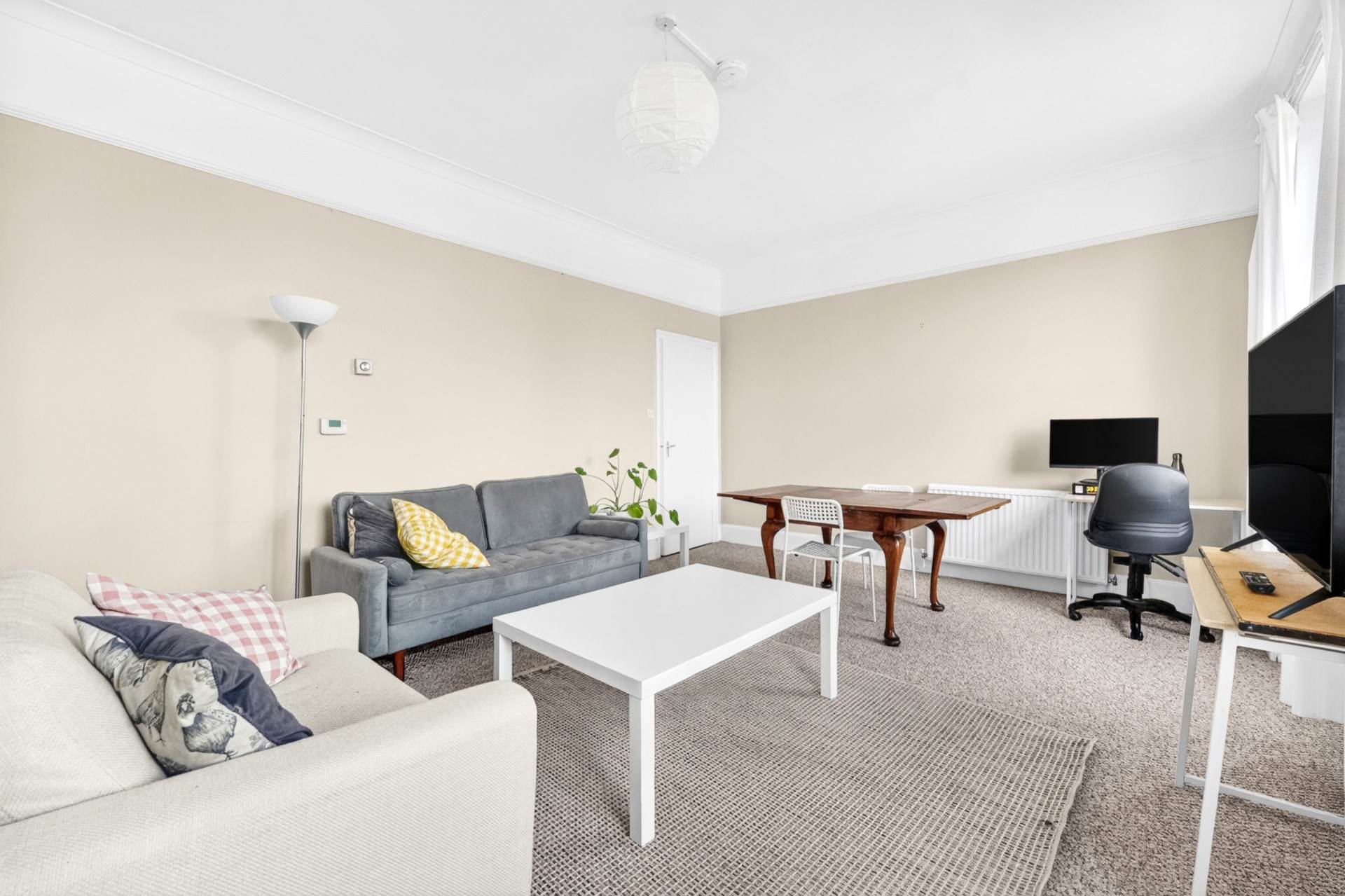 Beatrice Road, Finsbury Park, London, Image 1