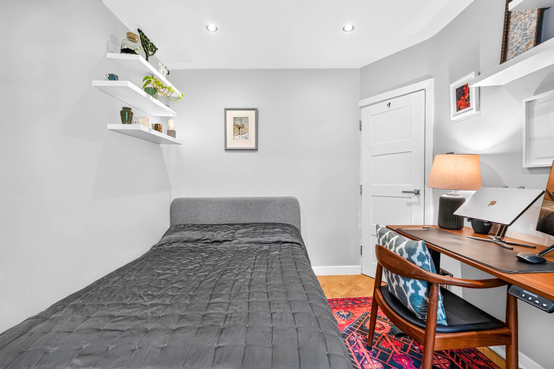 Moreton Place, London, SW1V, Image 12