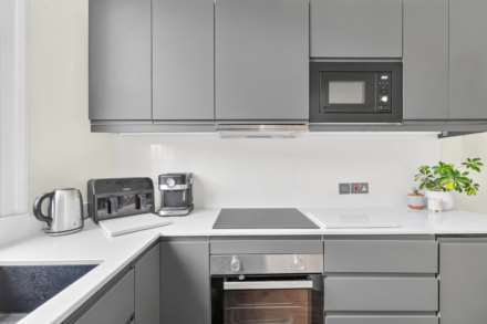 St George's Drive, London, SW1V, Image 6
