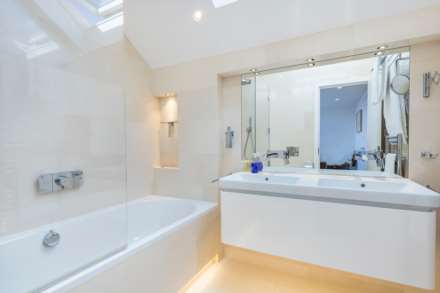 Roland Gardens, South Kensington, SW7, Image 18