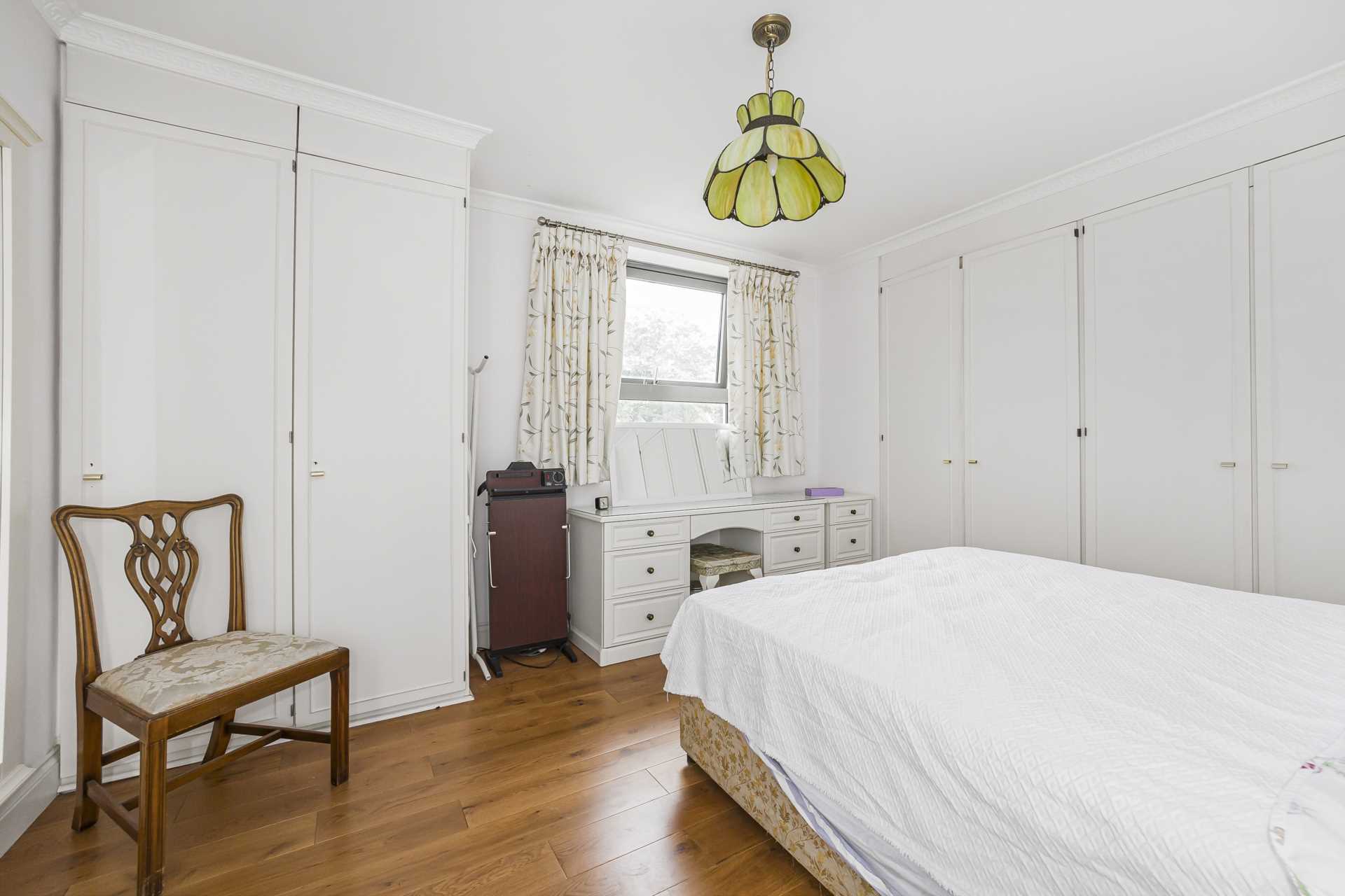 Somerset Square, Holland Park, W14, Image 8
