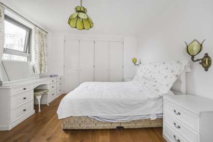 Somerset Square, Holland Park, W14, Image 7