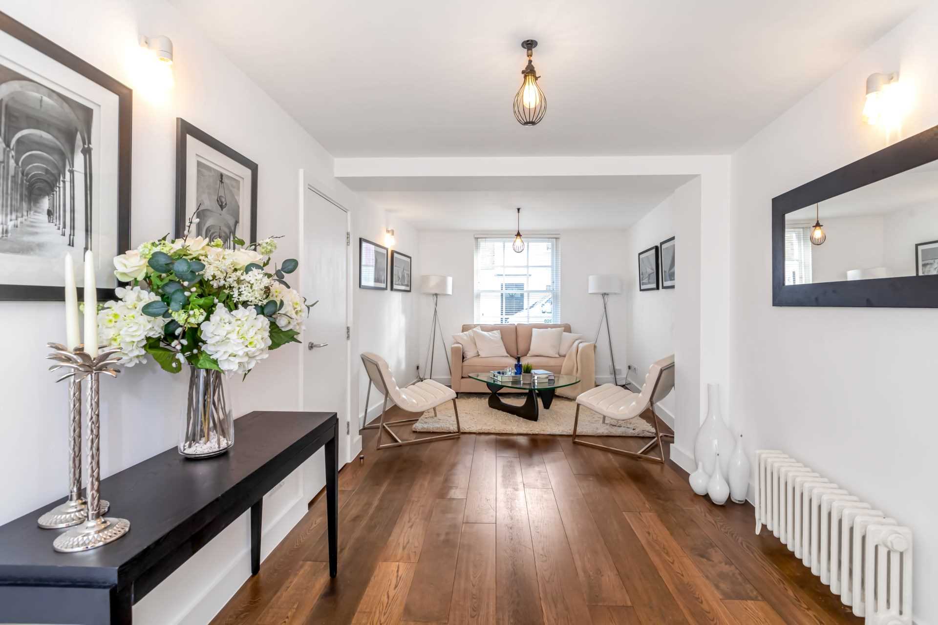 Kinnerton Place North, Knightsbridge SW1, Image 3