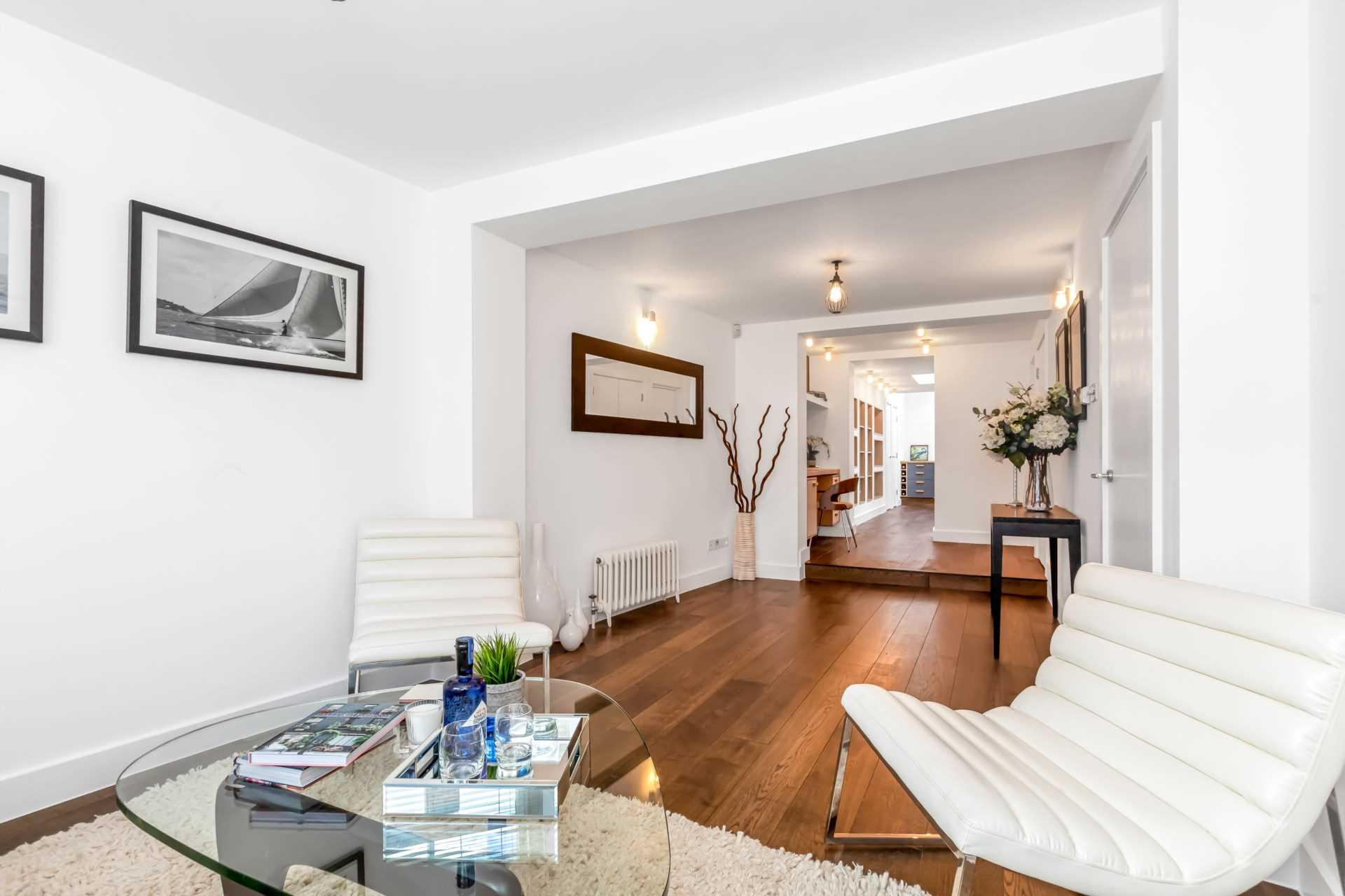Kinnerton Place North, Knightsbridge SW1, Image 4
