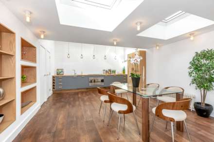 Kinnerton Place North, Knightsbridge SW1, Image 8