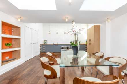 Kinnerton Place North, Knightsbridge SW1, Image 9