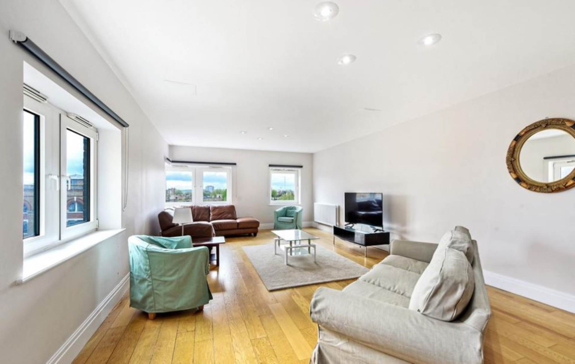 Beckford Close, Kensington, W14, Image 2