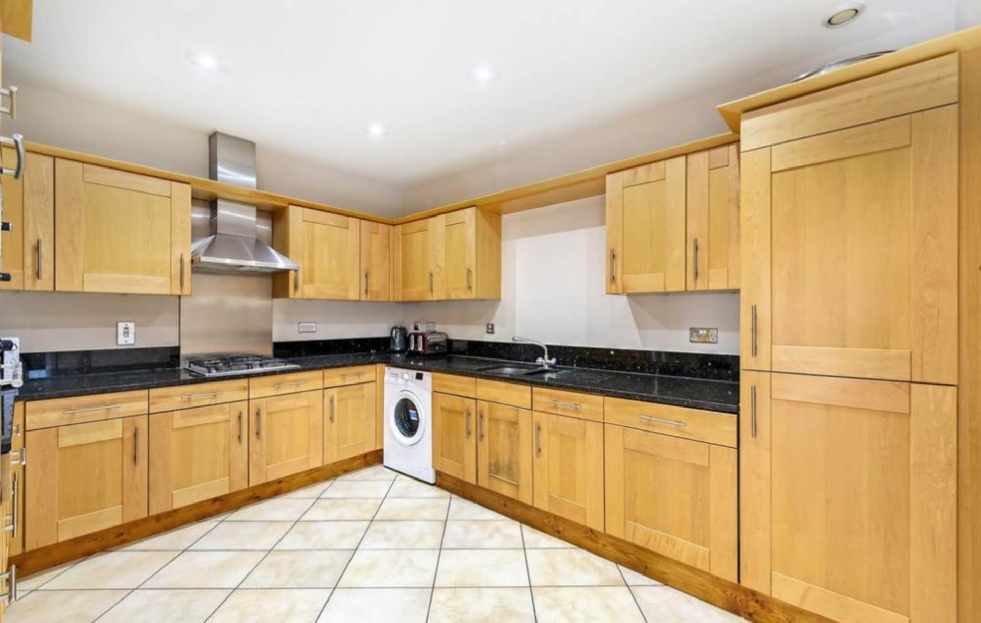 Beckford Close, Kensington, W14, Image 4