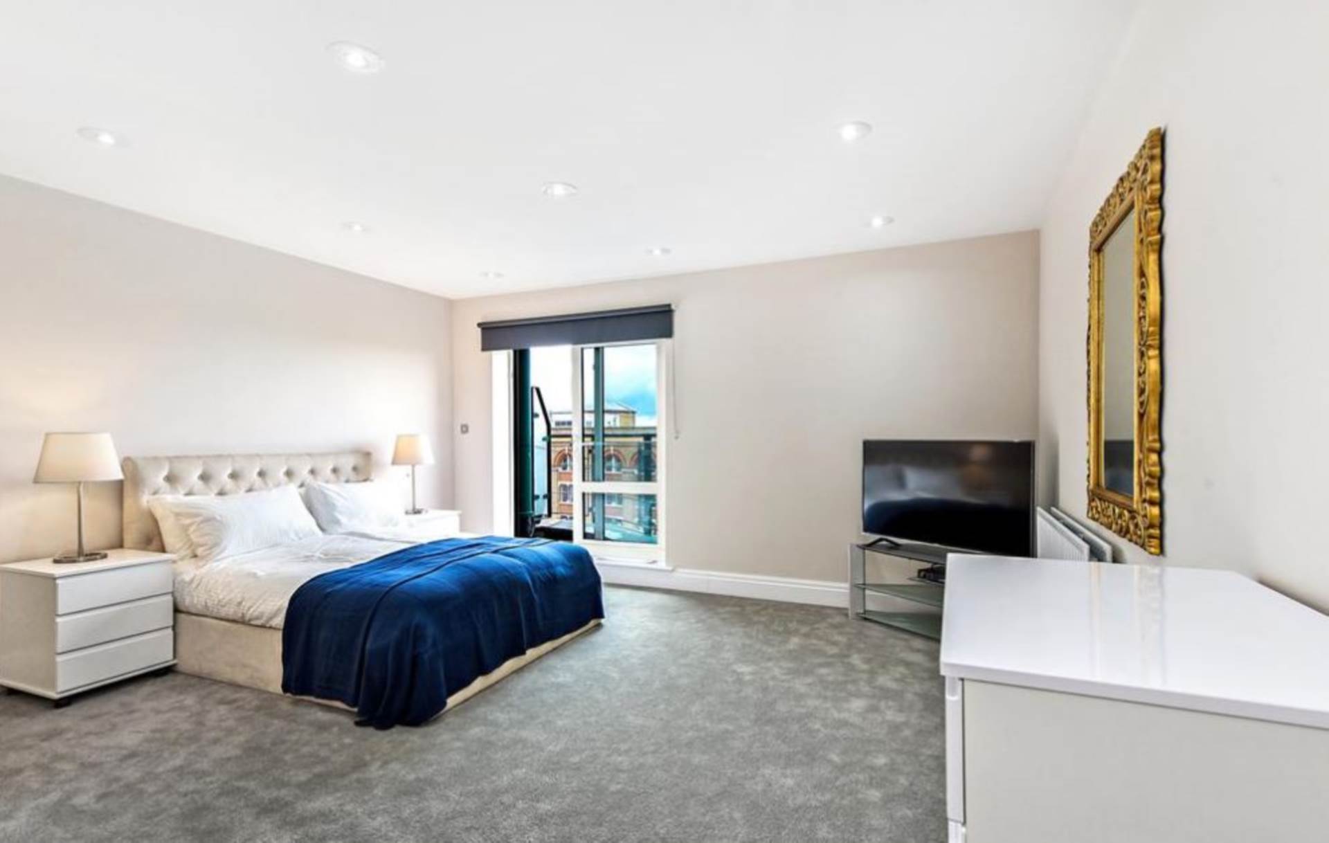 Beckford Close, Kensington, W14, Image 6