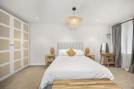 Esther Anne Place, Barnsbury, N1, Image 8