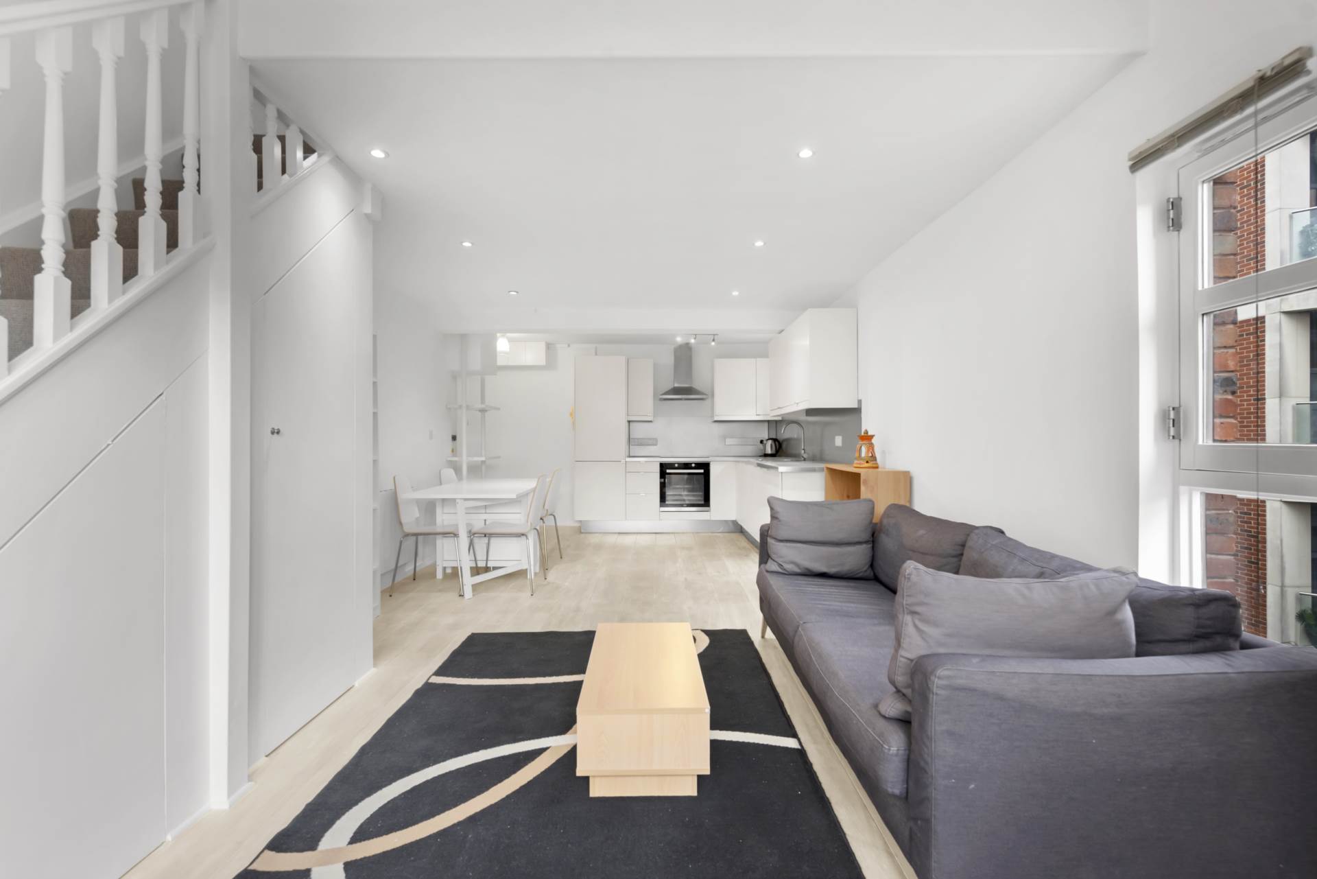 Moreton Street, Pimlico, SW1V, Image 2