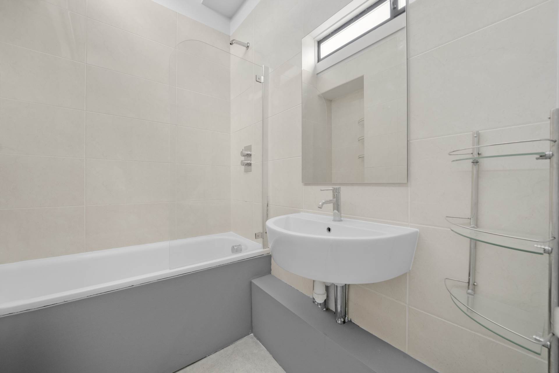 Churchill Gardens, Pimlico, SW1V., Image 5