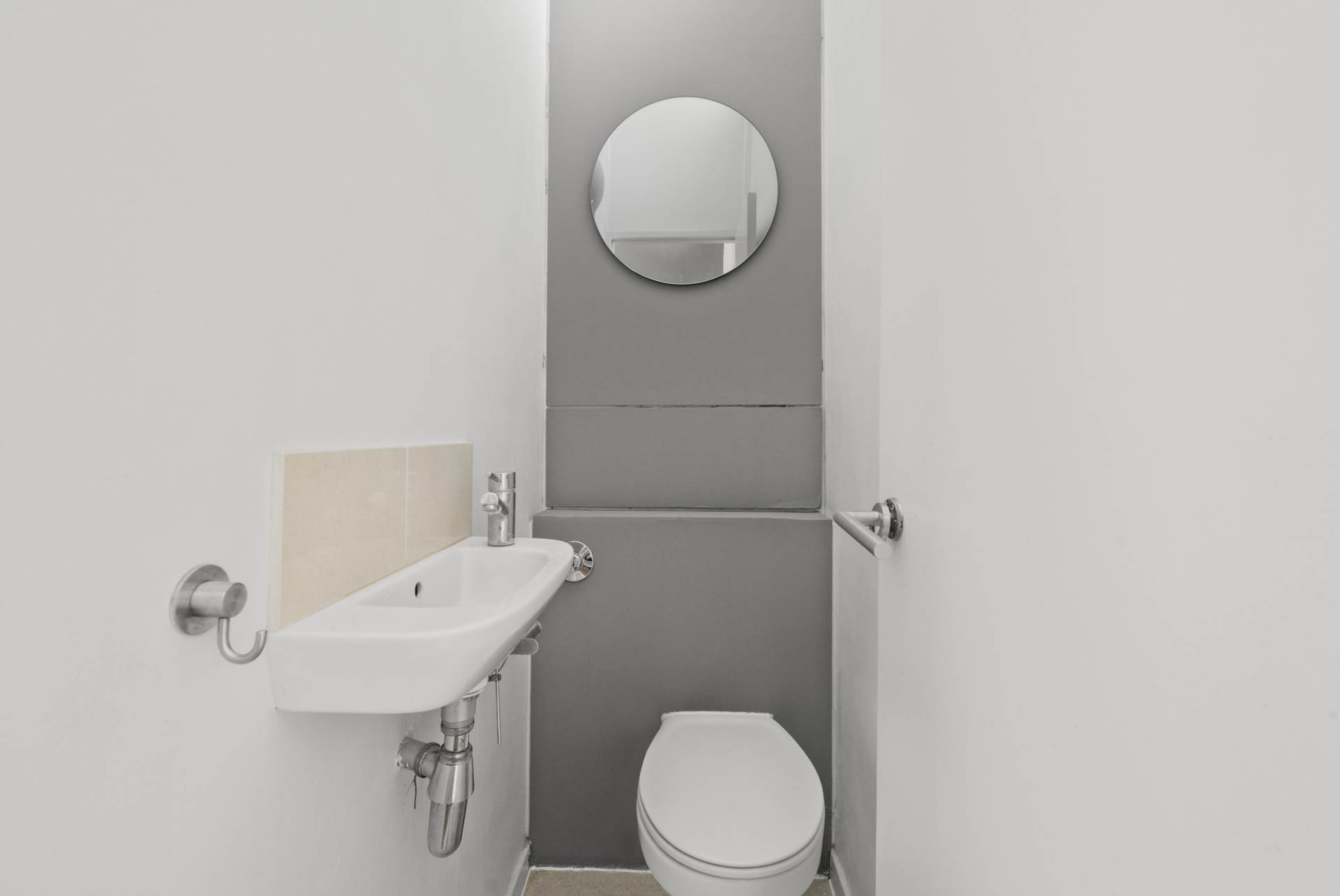 Churchill Gardens, Pimlico, SW1V., Image 8