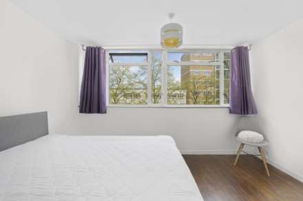 Churchill Gardens, Pimlico, SW1V., Image 3