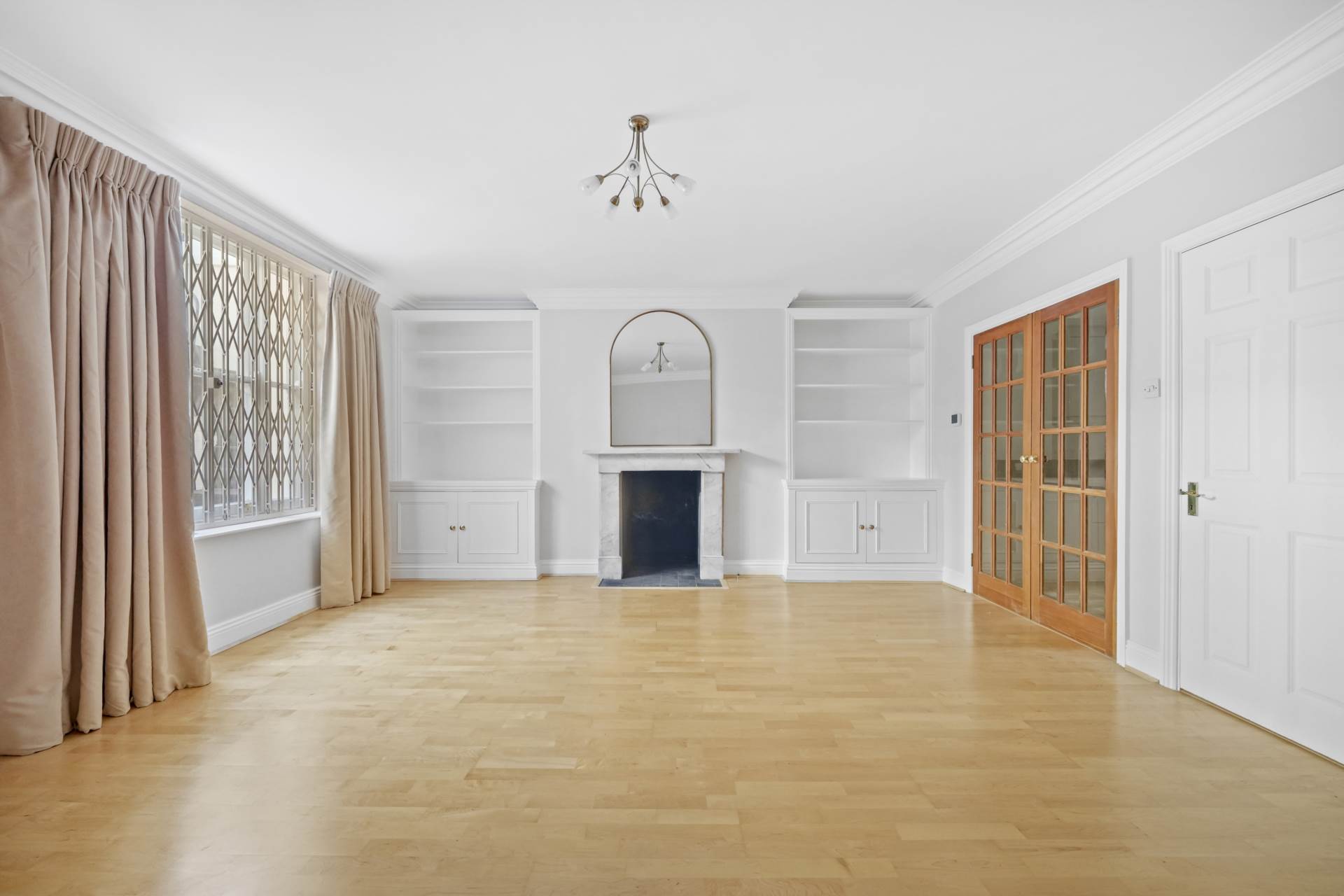 Belgrave Road, Pimlico. SW1V, Image 2