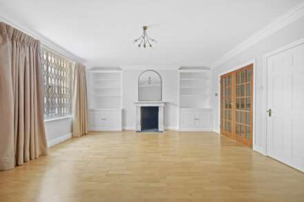 Belgrave Road, Pimlico. SW1V, Image 2