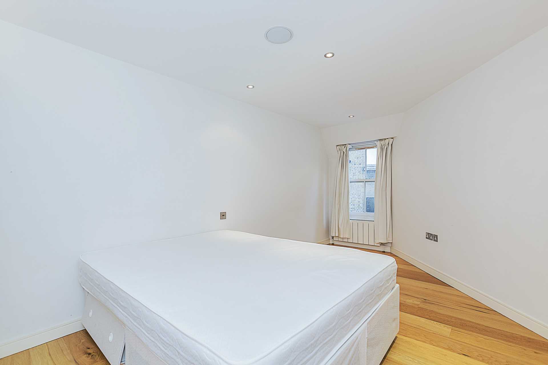 Redfield Lane, Earl's Court, SW5, Image 5