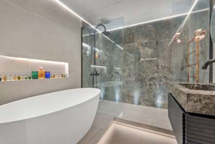 Grosvenor Road, Pimlico, SW1V, Image 3