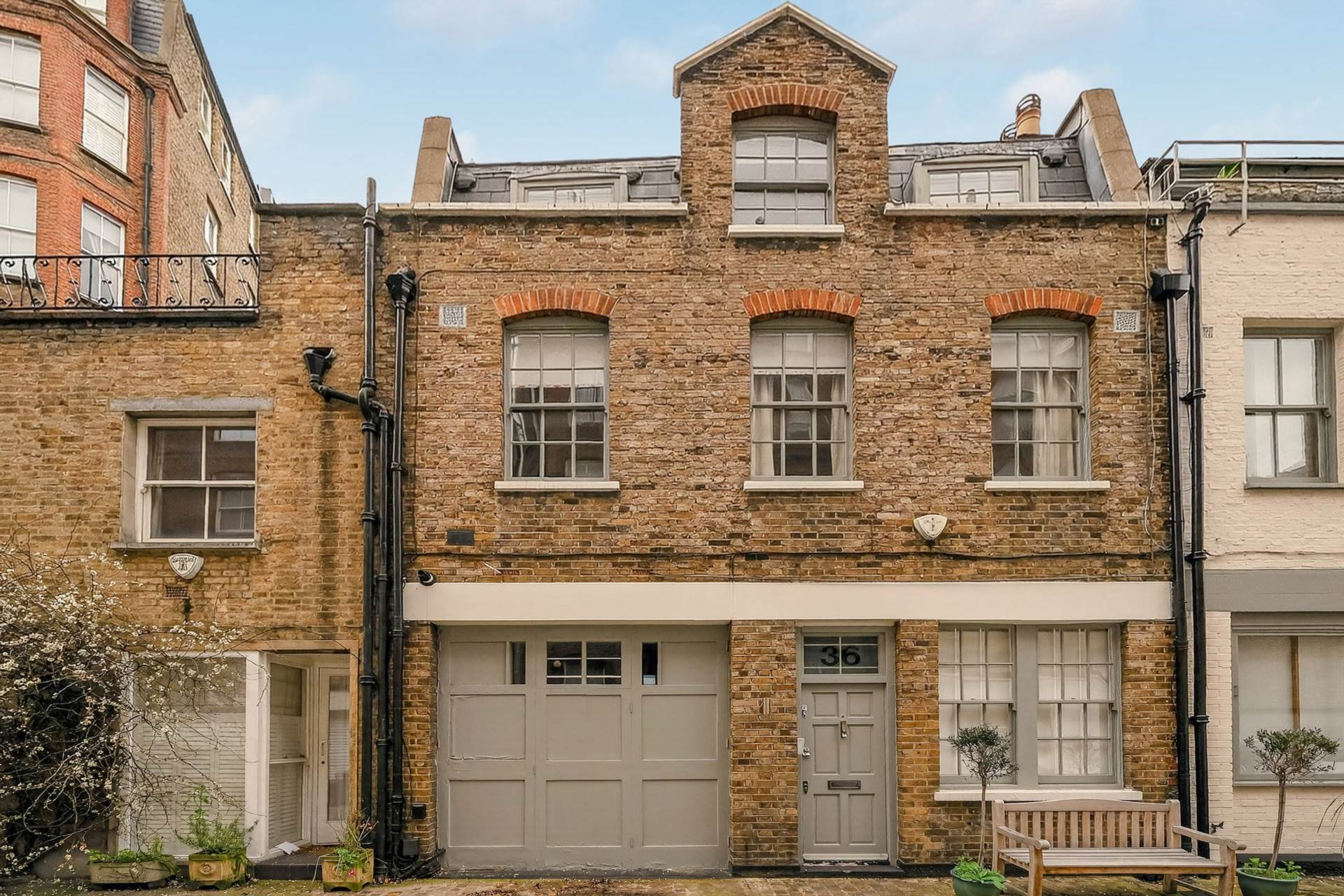 Hesper Mews, SW5, Image 18