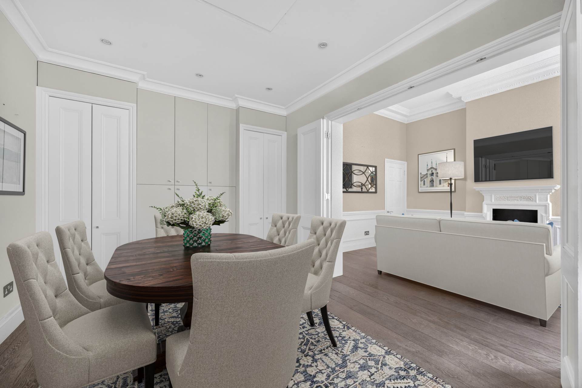 Hesper Mews, SW5, Image 4