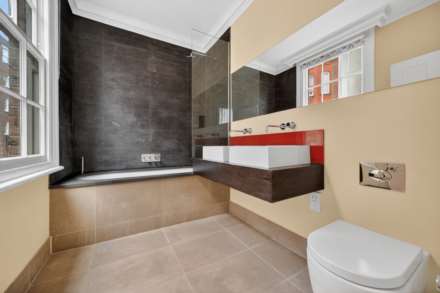 Hesper Mews, SW5, Image 13