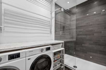 Hesper Mews, SW5, Image 17