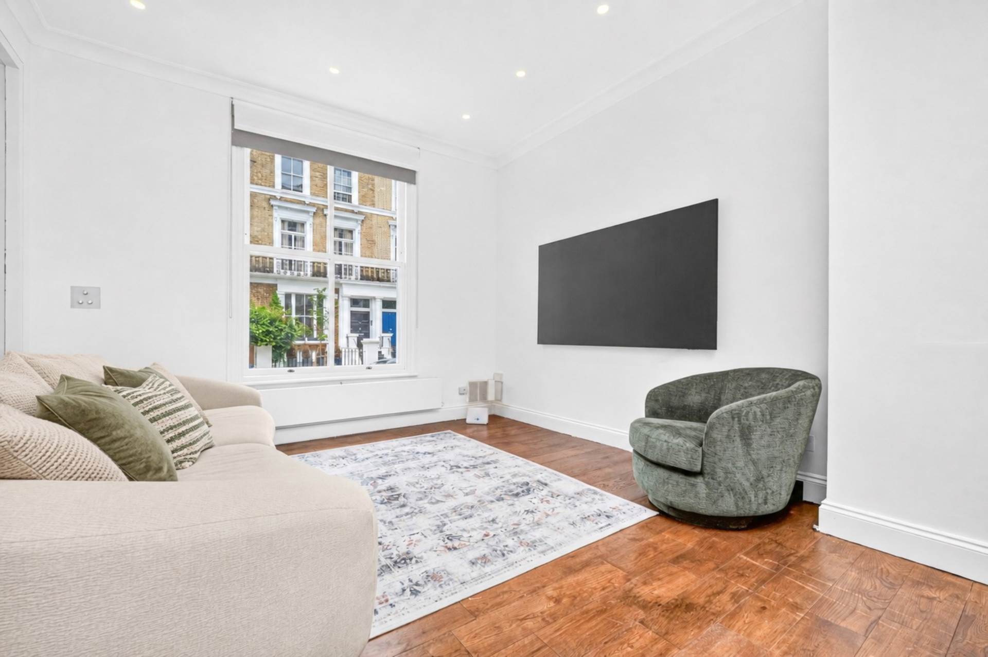 Cathcart Road, Chelsea, SW10, Image 3