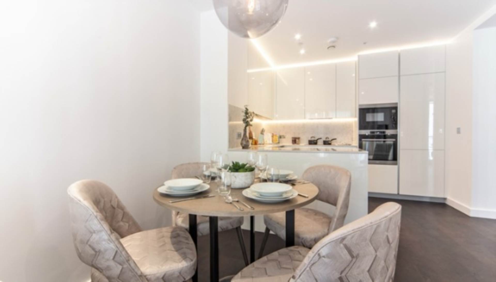 Nine Elms, Battersea, SW11, Image 3