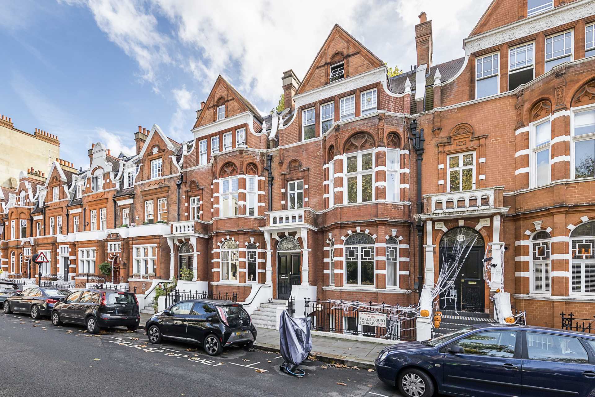 Earls Court Square, Earls Court, SW5, Image 14
